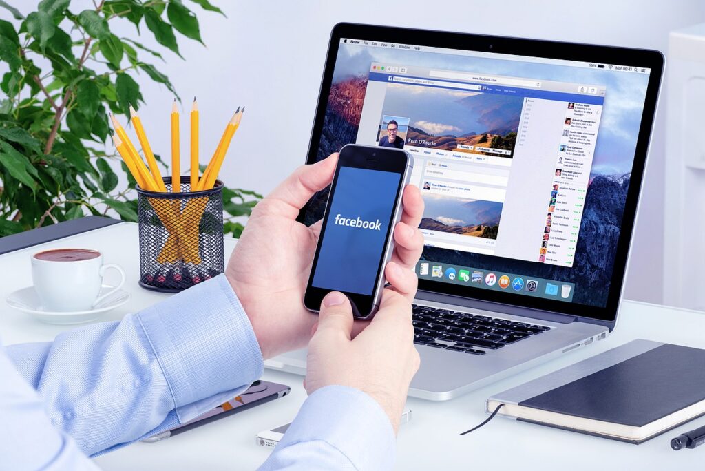 Facebook से पैसे कमाए 5 लाख रुपए महीने का। Facebook se paise kaise kamaye 2025